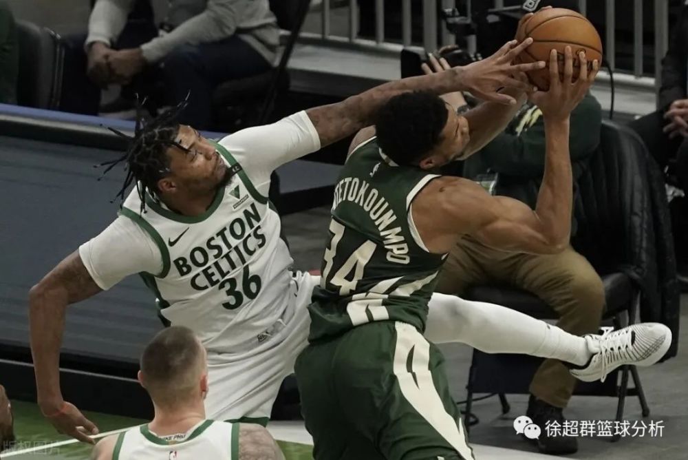  字母哥暴扣统治内线雄鹿击溃凯尔特人